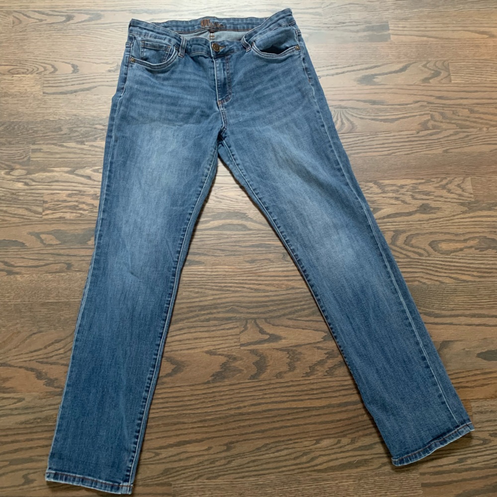 KUT from the Kloth Catherine Mid Rise Boyfriend